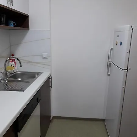 Apartment Divan *