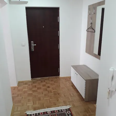 Lägenhet Apartman Divan
