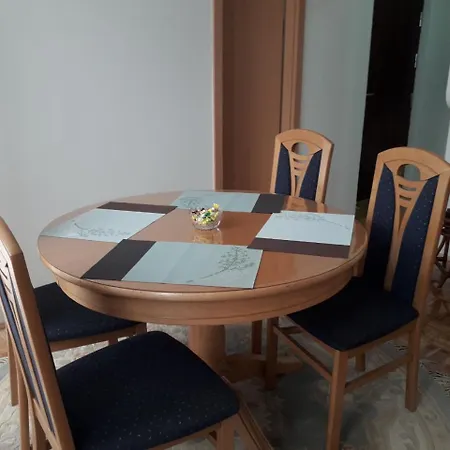 Lägenhet Apartman Divan *